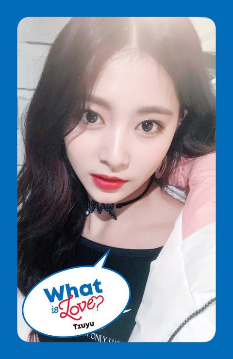 Tzuyu trong album mới của TWICE: Đẹp đến mức netizen không còn biết phải gọi là gì - Ảnh 1.