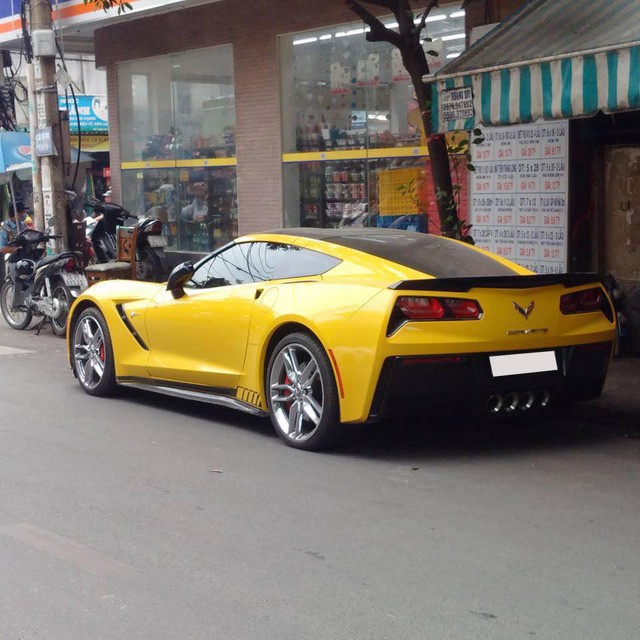 Sau tai nạn kinh hoàng, chủ xe Chevrolet Corvette chụp hình đăng Facebook: Chúc mọi người mua được siêu xe để đi an toàn - Ảnh 7.