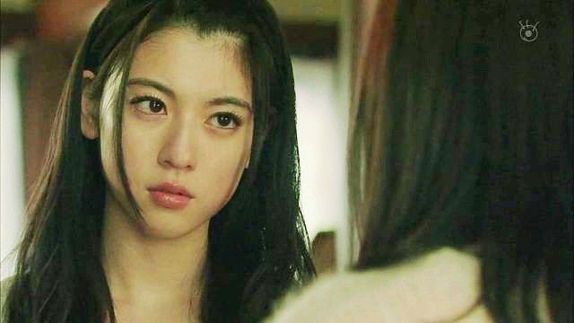 Nữ idol Nhật sinh năm 1996 khiến xứ Hàn phát cuồng: Đẹp như nàng thơ, nhưng lại gây sốc vì hay cởi - Ảnh 25.