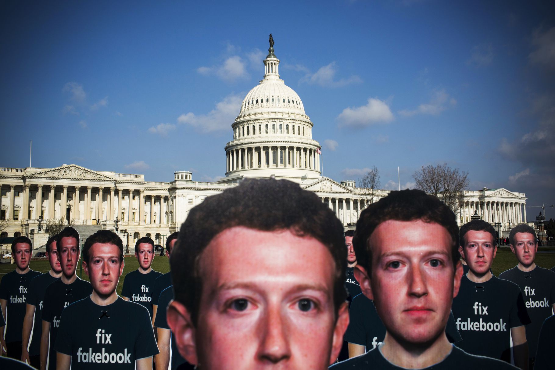 7 thắc mắc về scandal lộ data của Facebook ai cũng muốn biết mà ngại không hỏi - Ảnh 1. 7 thắc mắc về scandal lộ data của Facebook ai cũng muốn biết mà ngại không hỏi - Ảnh 1.