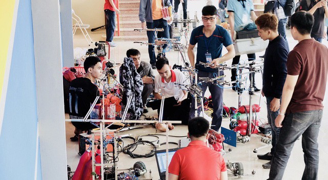 Lộ diện 32 đội vào CK Robocon 2018, tiếp tục thiếu vắng đại diện các trường Bách khoa - Ảnh 2.