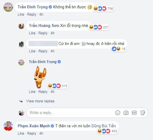 Trung vệ Bùi Tiến Dũng hóa thiếu nữ khiến fan và đồng đội bật cười - Ảnh 3. Trung vệ Bùi Tiến Dũng hóa thiếu nữ khiến fan và đồng đội bật cười - Ảnh 3.