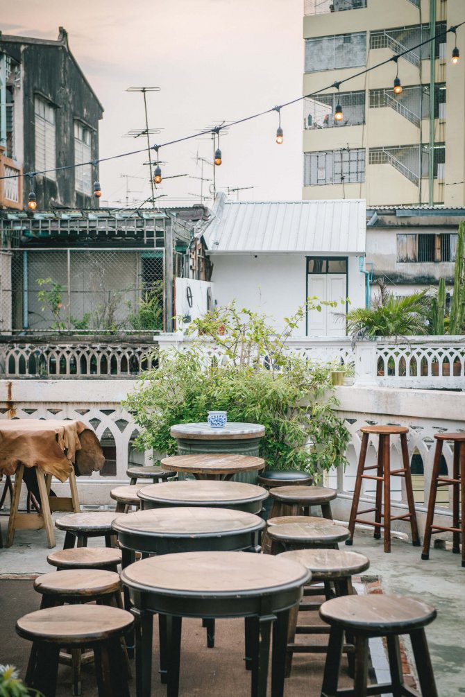 Loạt nhà hàng sang xịn ở Bangkok để ăn lấy sức trước khi bước vào trận chiến té nước Songkran - Ảnh 10.