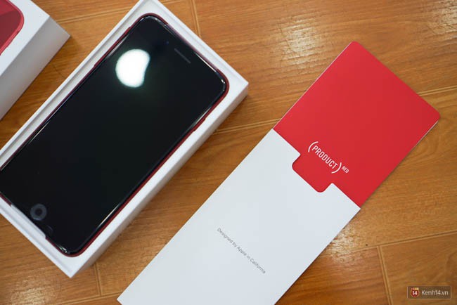 iPhone 8 Plus (PRODUCT)RED đã về làng: Viền mặt trước đen bóng, lưng kính đẹp mê ly, giá từ 20,5 triệu đồng - Ảnh 3.