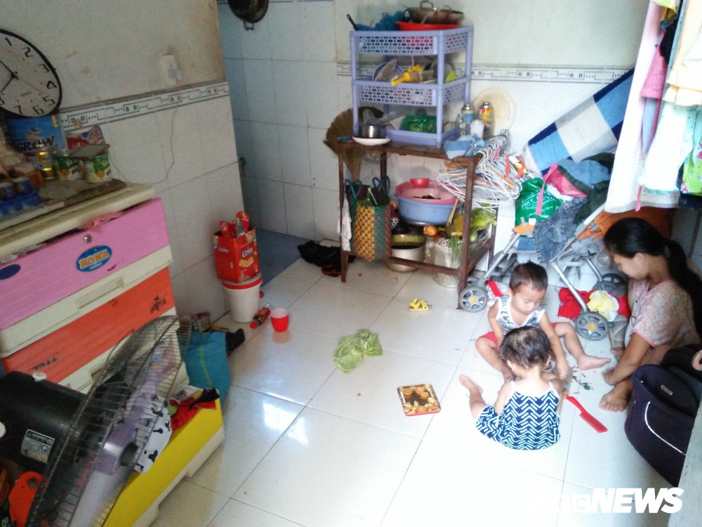 Cám cảnh gia đình bán hết tài sản tìm con, cả nhà ăn cơm chan nước mắm - Ảnh 1. Cám cảnh gia đình bán hết tài sản tìm con, cả nhà ăn cơm chan nước mắm - Ảnh 1.