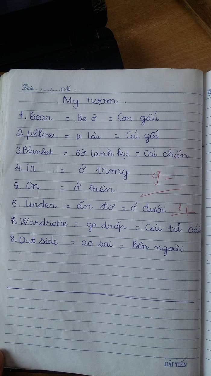 Tranh c&atilde;i việc học ph&aacute;t &acirc;m tiếng Anh: Have some fun = H&eacute;p săm phăn, Outside = ao sai - Ảnh 4.