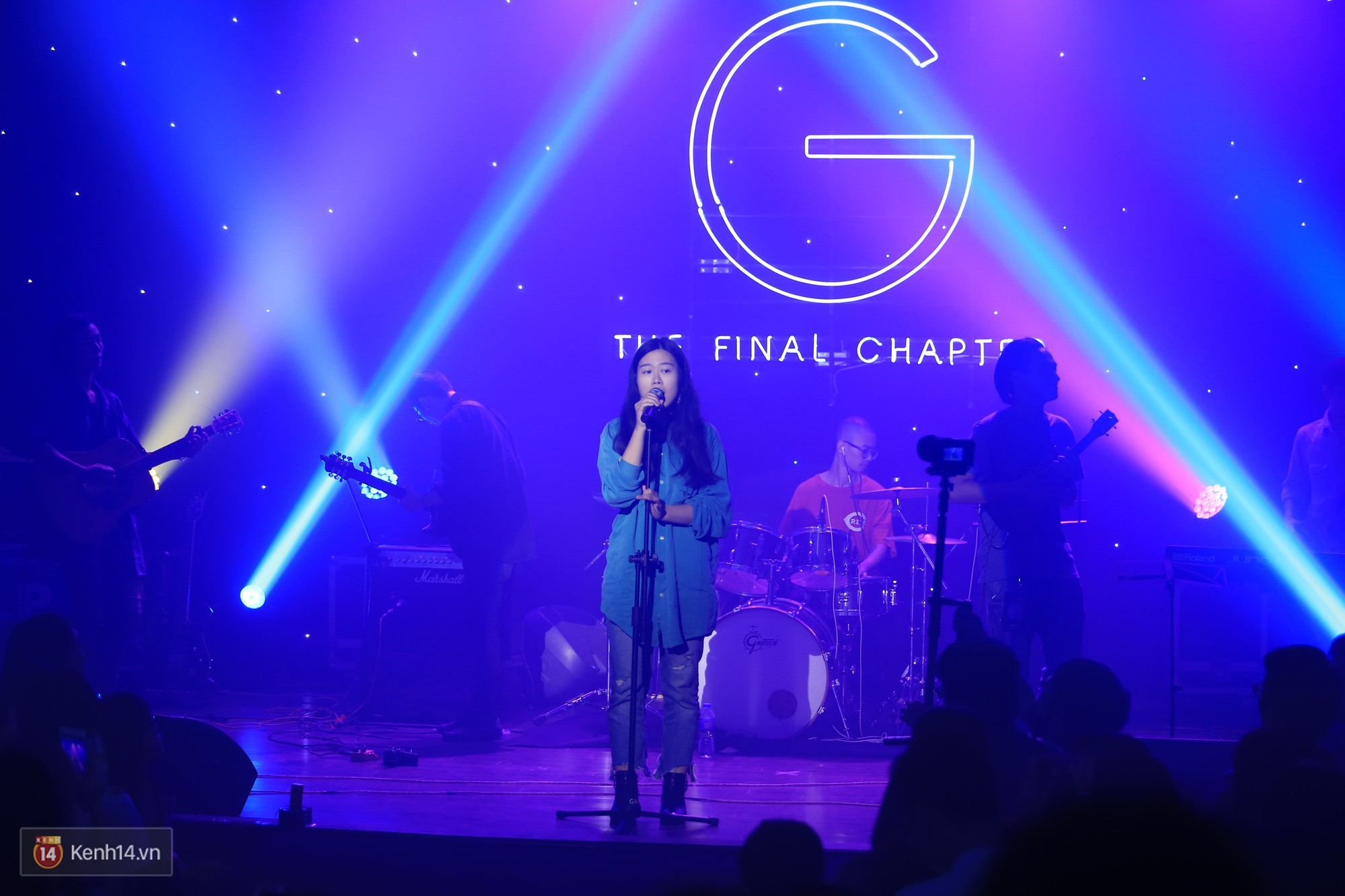 Galassia 2018: Đêm nhạc hội đã mắt, đã tai của SV Ngoại giao! - Ảnh 6.