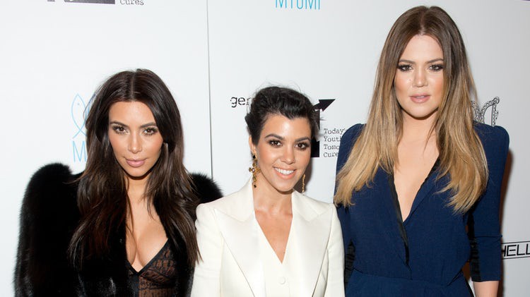 Kim Kardashian thấy buồn nôn khi ở bên cạnh kẻ cắm sừng em gái mình trong phòng hộ sinh - Ảnh 2. Kim Kardashian thấy buồn nôn khi ở bên cạnh kẻ cắm sừng em gái mình trong phòng hộ sinh - Ảnh 2.