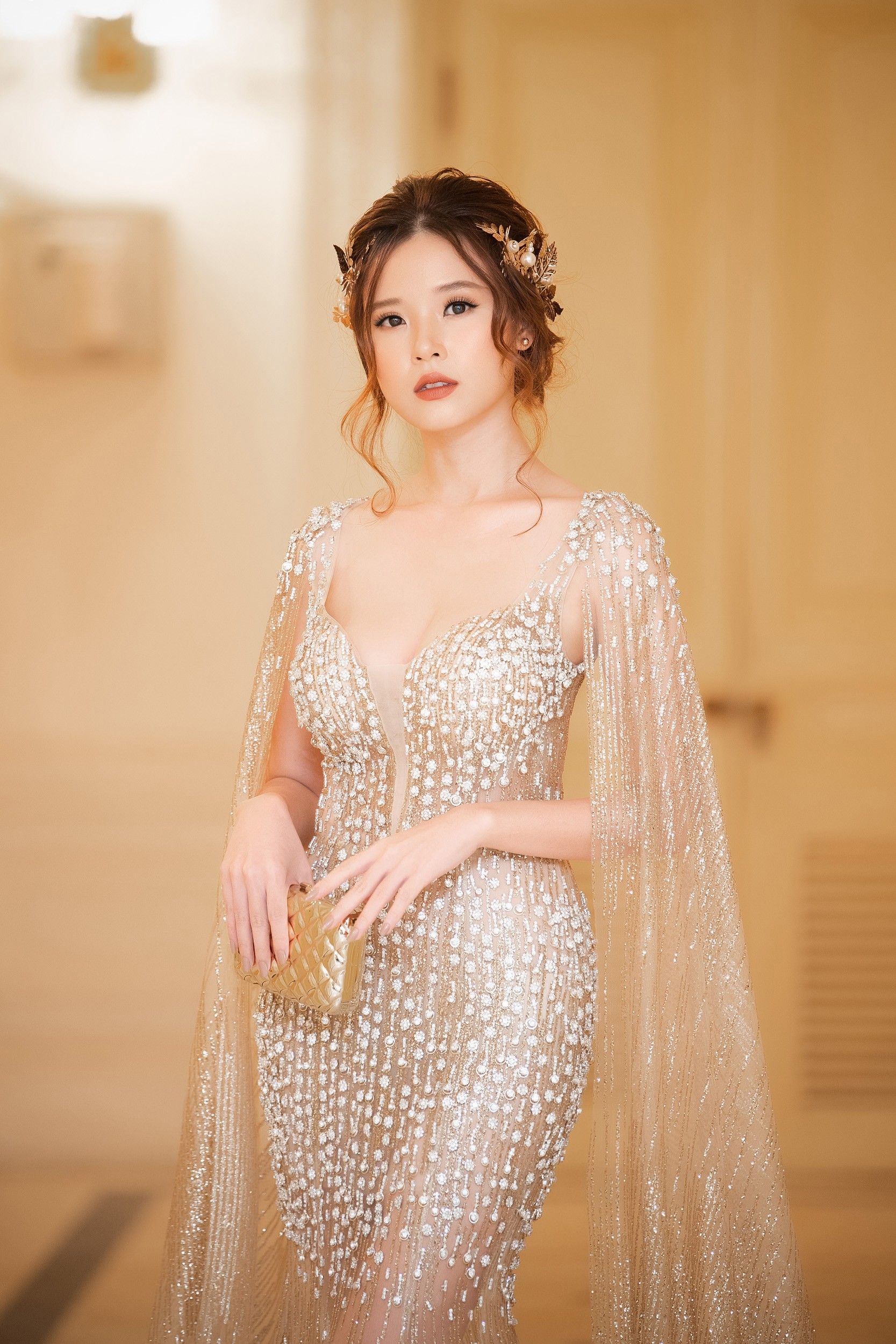 Dậy thì hơi muộn nhưng nhìn bộ cánh mới của Midu ai cũng phải công nhận rằng cô nàng quá khác xưa - Ảnh 2. Dậy thì hơi muộn nhưng nhìn bộ cánh mới của Midu ai cũng phải công nhận rằng cô nàng quá khác xưa - Ảnh 2.