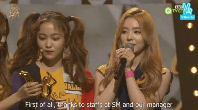 Những lần idol H&agrave;n bị tố bẩn t&iacute;nh khi th&aacute;i độ với đồng nghiệp ngay tr&ecirc;n s&acirc;n khấu - Ảnh 19.