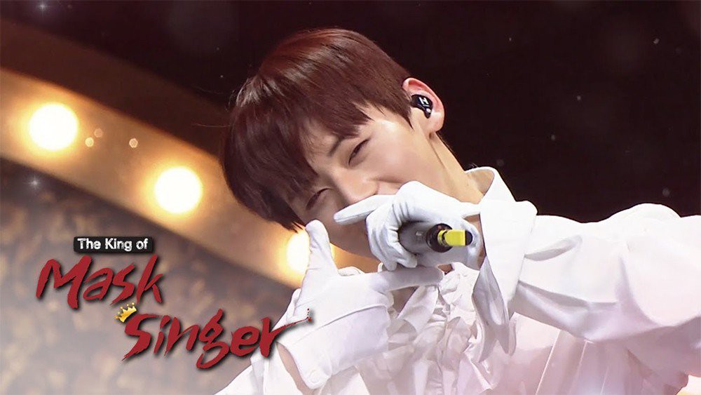 Clip của mỹ nam Wanna One hot nhất show hát giấu mặt - Ảnh 2. Clip của mỹ nam Wanna One hot nhất show hát giấu mặt - Ảnh 2.