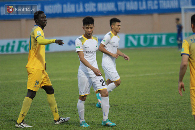 Đội trưởng Thanh Hóa yêu cầu đồng đội khóa chặt sao U23 Việt Nam - Ảnh 5.