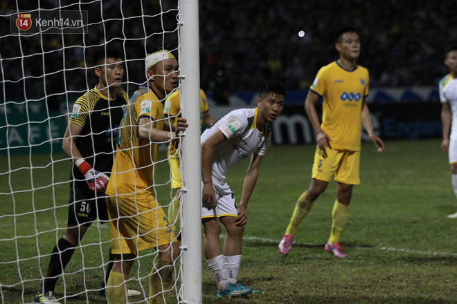 Đội trưởng Thanh Hóa yêu cầu đồng đội khóa chặt sao U23 Việt Nam - Ảnh 10.