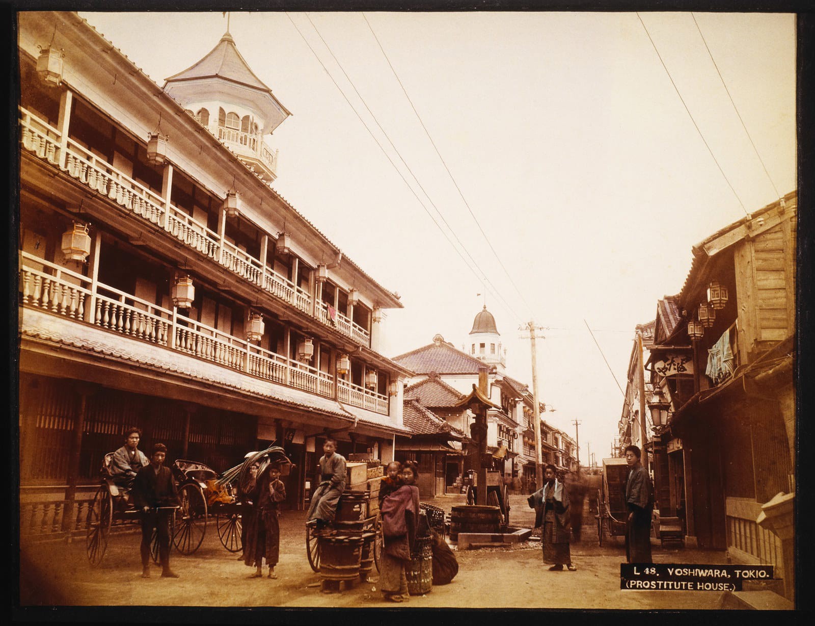 Города раньше. Токио 1880. Токио, квартал иошивара. Токио 1880 год. Япония 100 лет назад.