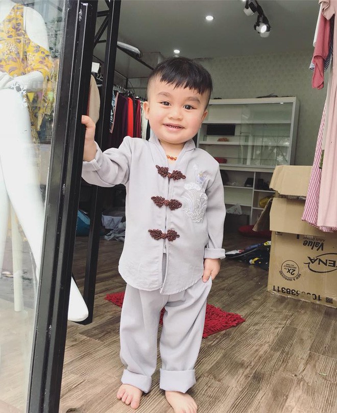 Để con trai chơi cùng hộp giấy ăn, mẹ trẻ suýt ân hận cả đời vì con bị tắc phổi, suy hô hấp đến tím tái cả người - Ảnh 3.
