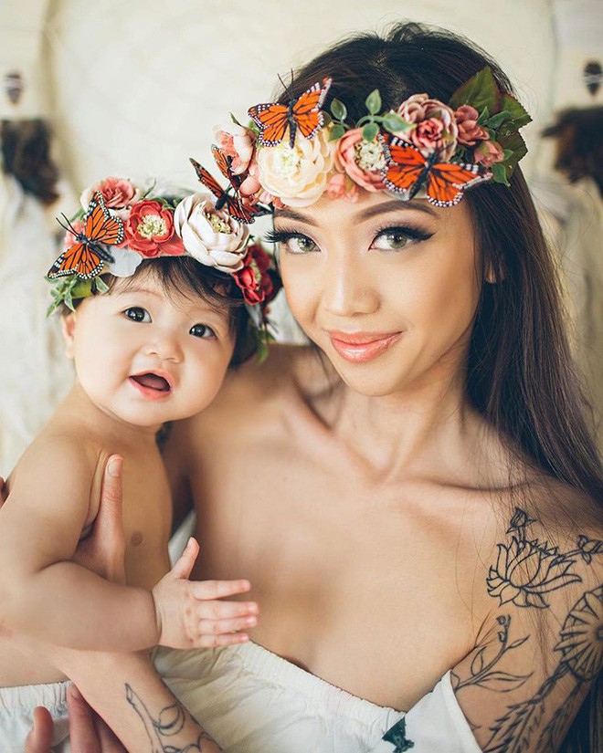 Cặp mẹ con xinh đẹp ngất ng&acirc;y, chỉ nằm cạnh nhau chụp ảnh cũng nổi tiếng khắp mạng x&atilde; hội - Ảnh 21.