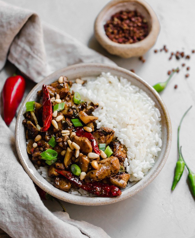 Thế giới có hàng trăm món gà nhưng đặc sắc nhất phải kể đến 5 món này - Ảnh 7. Thế giới có hàng trăm món gà nhưng đặc sắc nhất phải kể đến 5 món này - Ảnh 7.