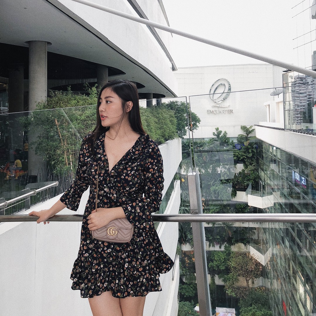 Hà Hồ, Chi Pu và loạt sao Việt lăng xê nhiệt tình thế này thì váy quấn dự là sẽ lại rất hot hè này - Ảnh 4. Hà Hồ, Chi Pu và loạt sao Việt lăng xê nhiệt tình thế này thì váy quấn dự là sẽ lại rất hot hè này - Ảnh 4.