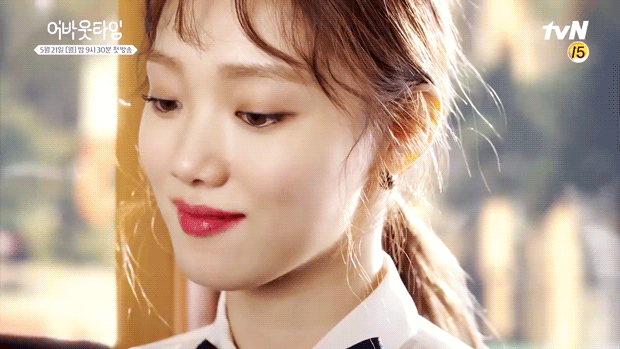 Lee Sung Kyung đẹp hoàn hảo tựa nữ thần, đóng phim thôi mà cứ ngỡ đang chụp tạp chí - Ảnh 4.