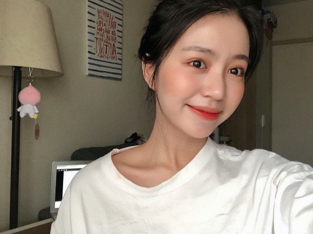 Mẫn Tiên bật mí cách makeup hàng ngày giúp cô nàng có được vẻ ngoài siêu tự nhiên mà vẫn tươi tắn, dễ thương - Ảnh 14.
