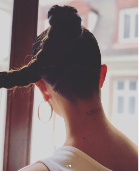 Kh&ocirc;ng c&ograve;n b&aacute;nh b&egrave;o, Selena Gomez bỗng t&aacute;o bạo cạo t&oacute;c undercut si&ecirc;u c&aacute; t&iacute;nh - Ảnh 2.