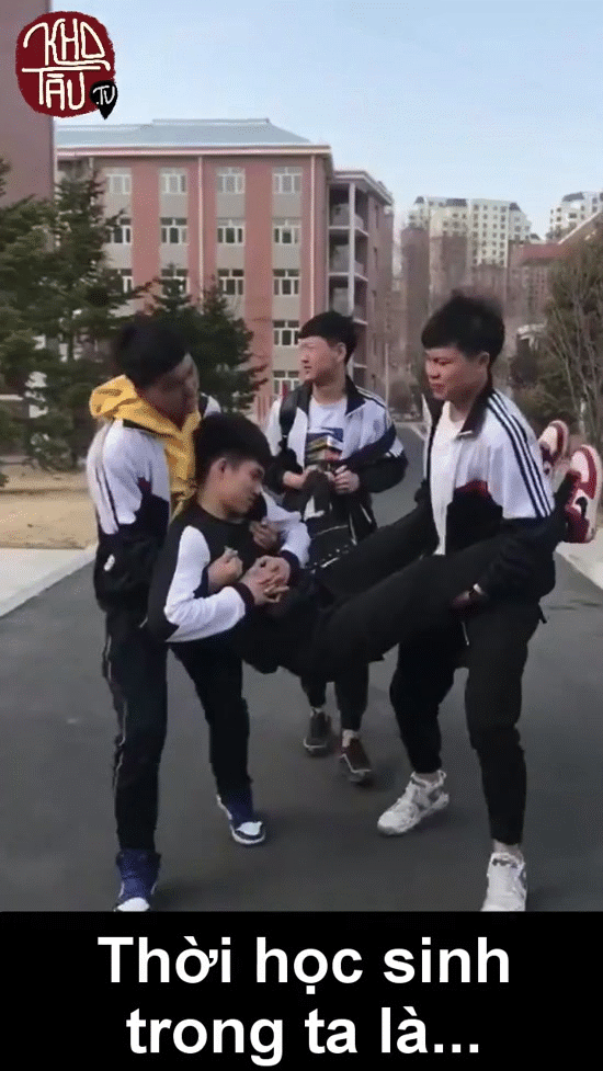 Thời đi học, chúng ta ai cũng từng có m&ocirc;̣t nhóm bạn cực nhắng, cực l&acirc;̀y như th&ecirc;́ này - Ảnh 5.