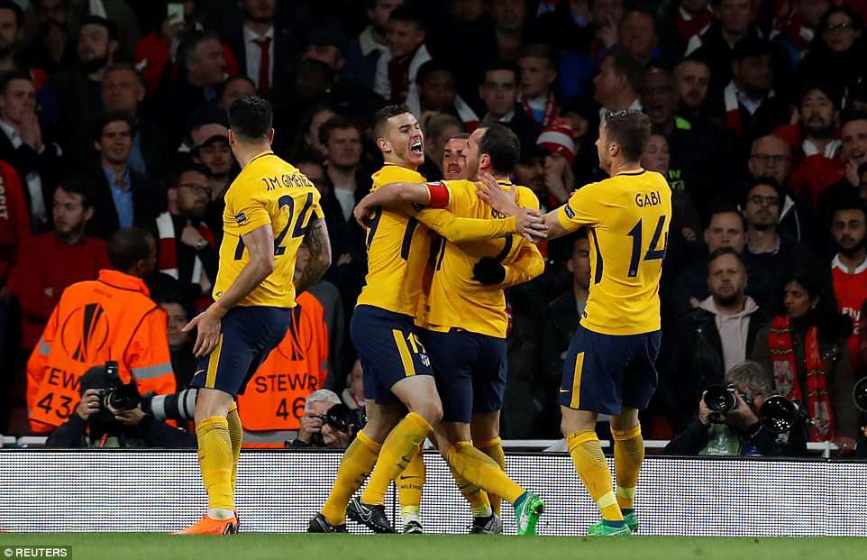 Arsenal đánh rơi chiến thắng dù thi đấu hơn người trước Atletico - Ảnh 15.