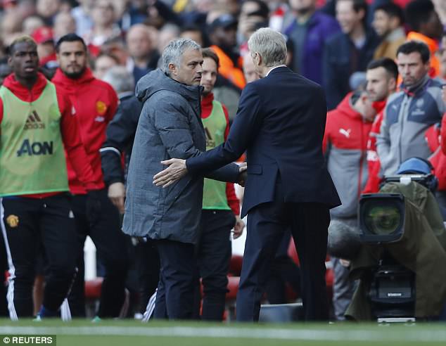 Mourinho hối tiếc vì từng mắng Wenger là chuyên gia thất bại - Ảnh 1.