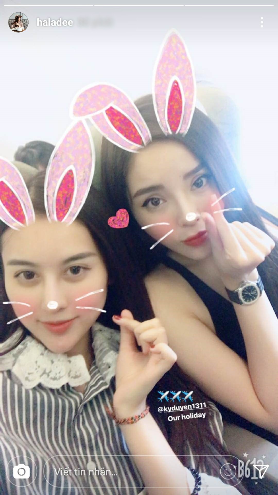 Cả thế giới ra mà xem có phải Kỳ Duyên nắm tay Huyền My đi chơi lễ? - Ảnh 1. Cả thế giới ra mà xem có phải Kỳ Duyên nắm tay Huyền My đi chơi lễ? - Ảnh 1.