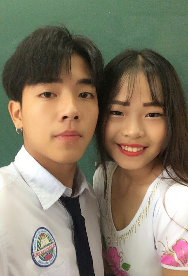 Hot boy ảnh kỷ yếu: Học trường chuyên, là thành viên của nhóm bạn thân lầy lội gây sốt MXH - Ảnh 5.