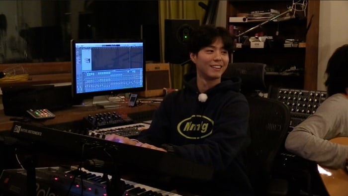 Đây là ánh mắt mơ màng của Yoona khi nghe Park Bo Gum cất tiếng hát! - Ảnh 3. Đây là ánh mắt mơ màng của Yoona khi nghe Park Bo Gum cất tiếng hát! - Ảnh 3.