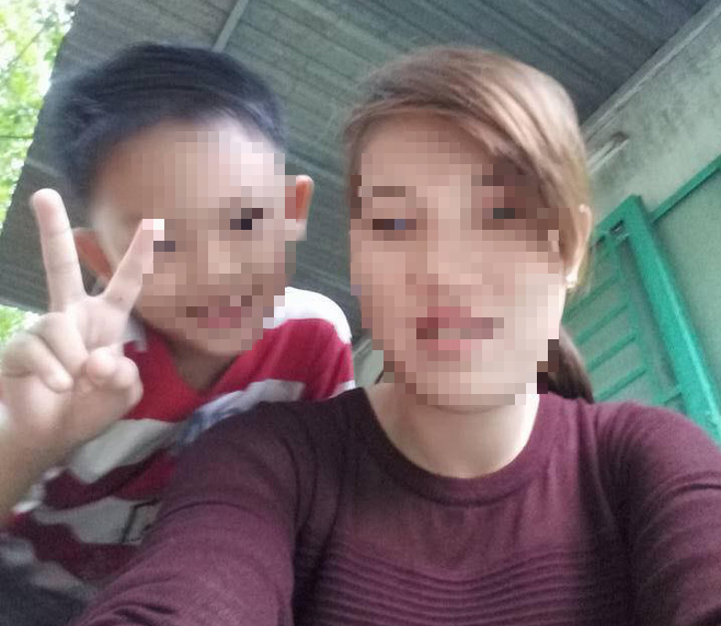 Bà nội của bé trai 8 tuổi nghi bị người tình của mẹ đánh chết: Thấy con bị bạo hành đăng lên mạng mà mẹ nó vẫn ngồi cười - Ảnh 6. Bà nội của bé trai 8 tuổi nghi bị người tình của mẹ đánh chết: Thấy con bị bạo hành đăng lên mạng mà mẹ nó vẫn ngồi cười - Ảnh 6.