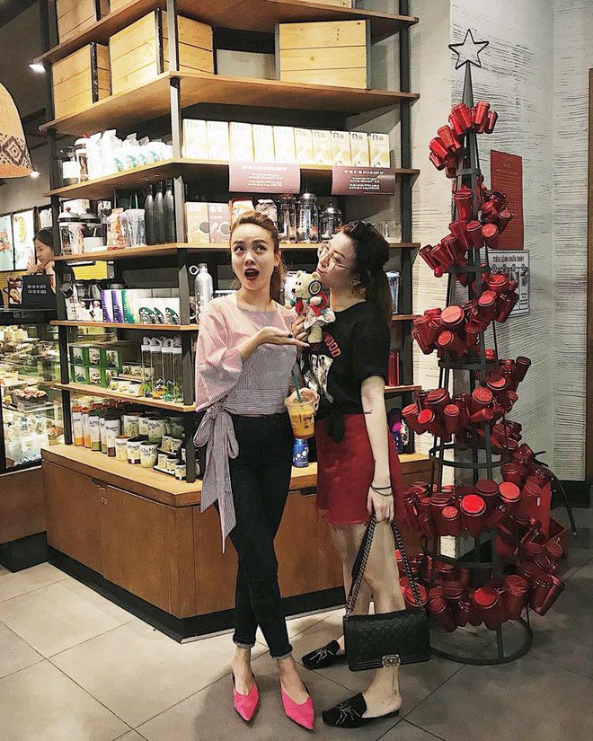 Vóc dáng nhỏ nhắn không phải là rào cản, 4 mỹ nhân này vẫn lên đồ đầy nữ tính và trẻ trung đẹp miễn bàn - Ảnh 5.