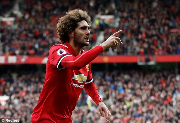 Man Utd hạ Arsenal nhờ bàn thắng ở phút bù giờ của Fellaini - Ảnh 3.