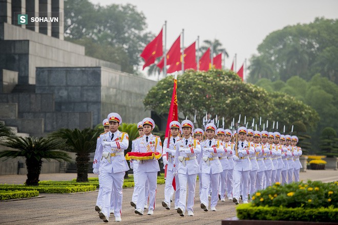  Xúc động lễ thượng cờ tại Quảng trường Ba Đình nhân ngày 30/4 - Ảnh 21.