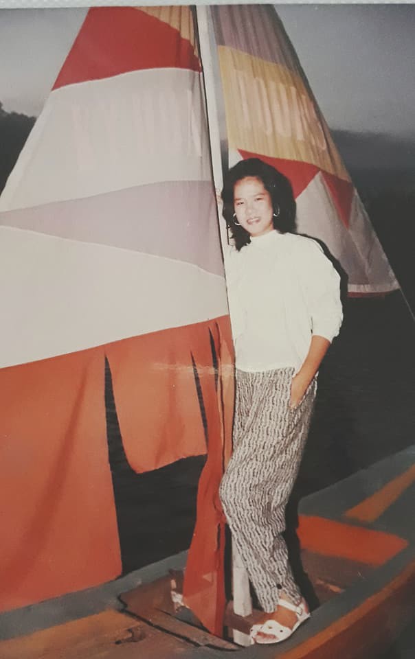 Khi bạn lục album cũ v&agrave; ph&aacute;t hiện ra ng&agrave;y xưa mẹ m&igrave;nh vừa xinh, vừa chất kh&ocirc;ng thua g&igrave; fashionista - Ảnh 2.