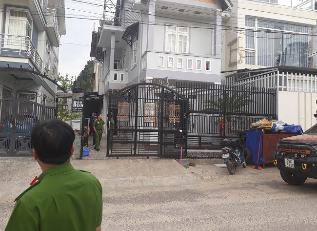 Vụ nổ súng khiến 2 cha con bị thương: Hé lộ nhiều tình tiết bất ngờ - Ảnh 2.