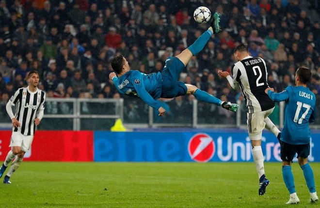 Buffon giơ ngón tay cái, khẳng định Ronaldo là số 1 - Ảnh 5.