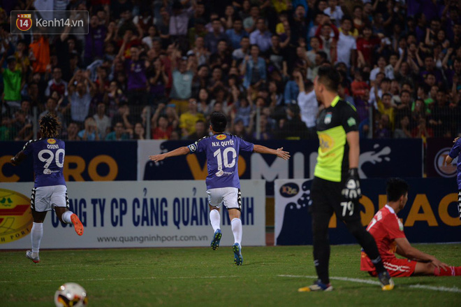 Quang Hải ghi bàn trở lại, Hà Nội vùi dập HAGL 5-0 - Ảnh 3.