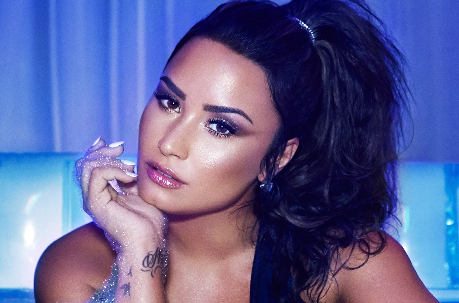 demi-lovato-press-photo-cr-dennis-leupold-2017-billboard-1548-15229113181791972152721.jpg