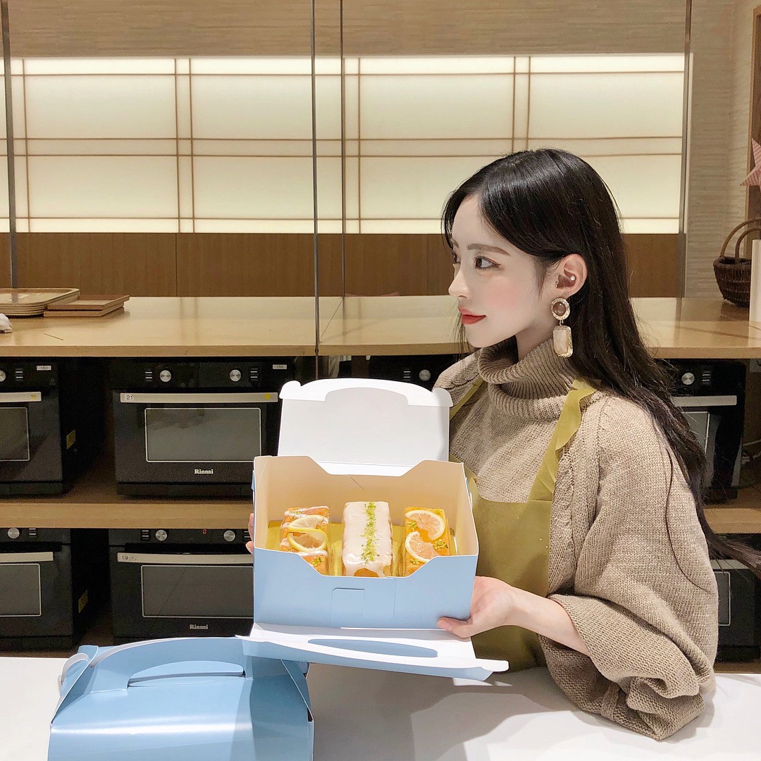 Mọc mụn trứng cá ở ngực là biểu hiện cho thấy cơ thể đang gặp vấn đề gì? - Ảnh 3. Mọc mụn trứng cá ở ngực là biểu hiện cho thấy cơ thể đang gặp vấn đề gì? - Ảnh 3.
