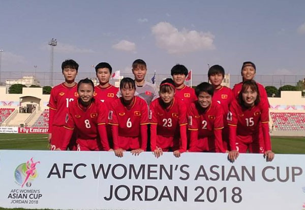 Tuyển nữ Việt Nam thảm bại ngày ra quân giải Asian Cup nữ 2018 - Ảnh 1.