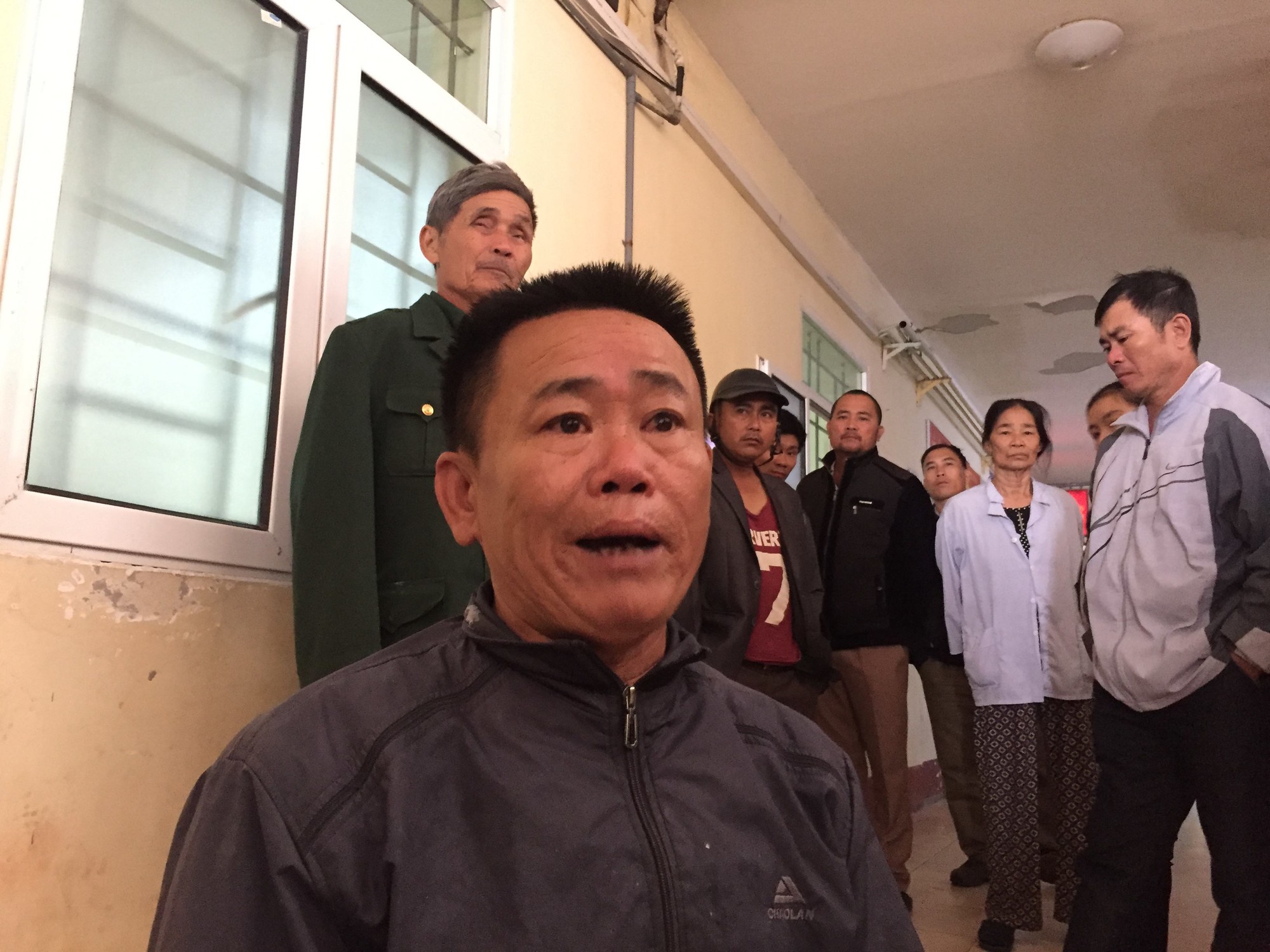 Hà Tĩnh: Học viên cai nghiện chết trong tư thế treo cổ tại trung tâm, gia đình nghi con bị sát hại - Ảnh 2. Hà Tĩnh: Học viên cai nghiện chết trong tư thế treo cổ tại trung tâm, gia đình nghi con bị sát hại - Ảnh 2.