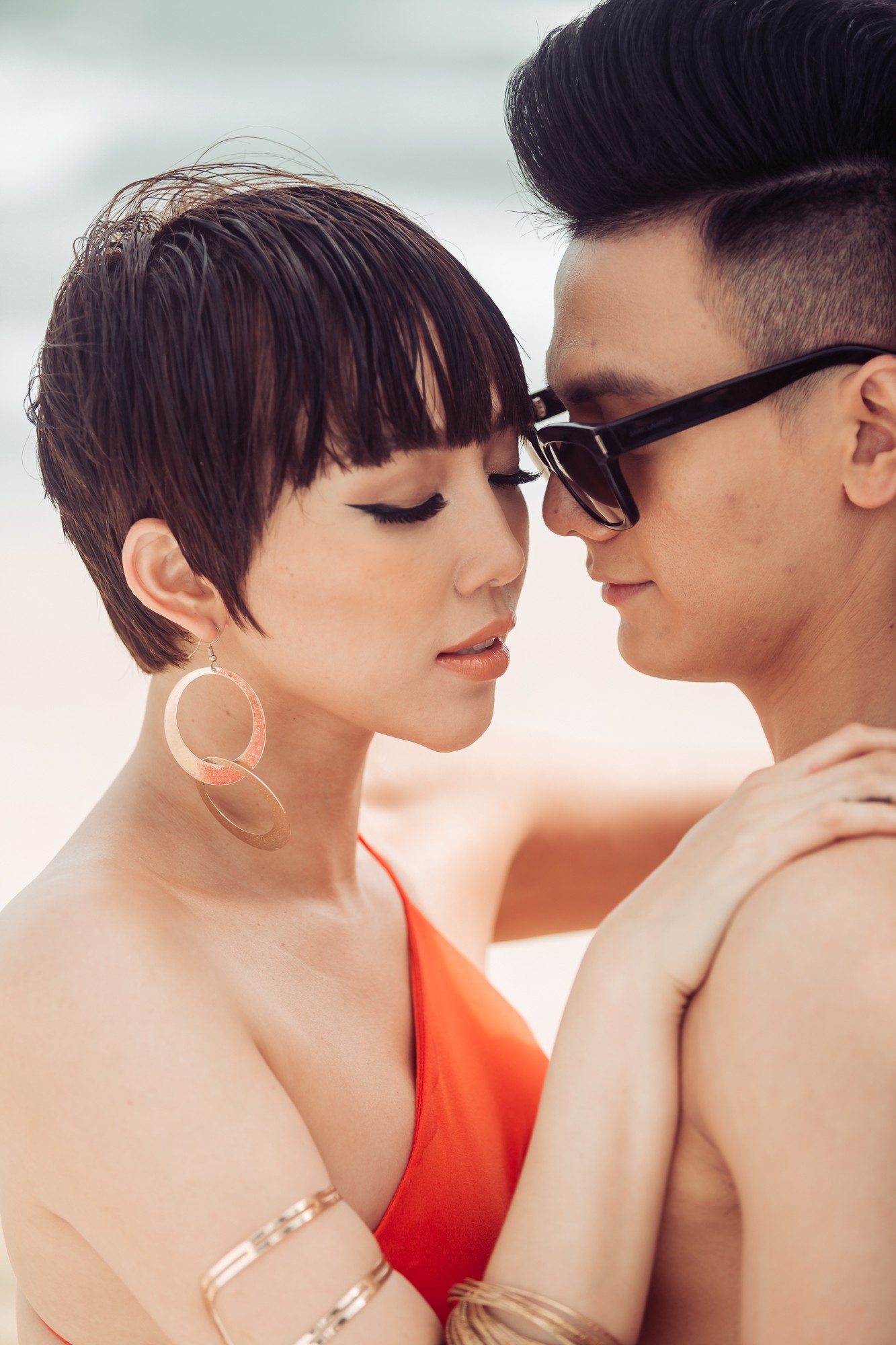 Tóc Tiên gợi cảm táo bạo hơn trước đây, khoe vóc dáng nóng bỏng trong MV đậm chất mùa Hè - Ảnh 5. Tóc Tiên gợi cảm táo bạo hơn trước đây, khoe vóc dáng nóng bỏng trong MV đậm chất mùa Hè - Ảnh 5.