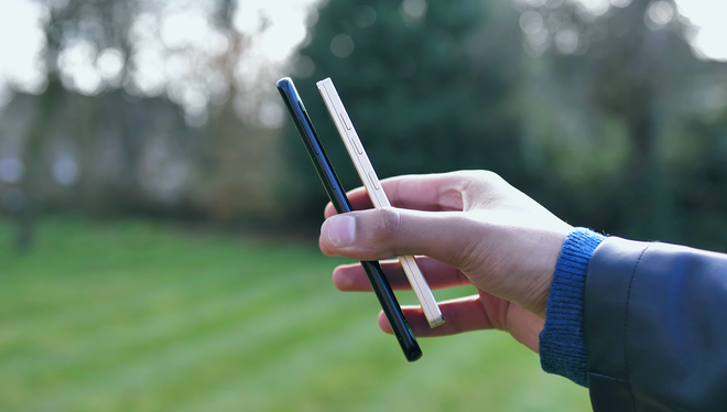 Đây là smartphone toàn màn hình chất nhất từ trước đến nay: Trượt để sử dụng loa thoại và camera selfie, có cả cảm biến vân tay dưới màn hình - Ảnh 18.