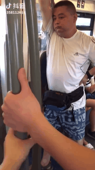 Clip: Đời vẫn l&atilde;ng mạn như phim nhưng vấn đề l&agrave; bạn chỉ lu&ocirc;n đ&oacute;ng vai phụ - Ảnh 6.