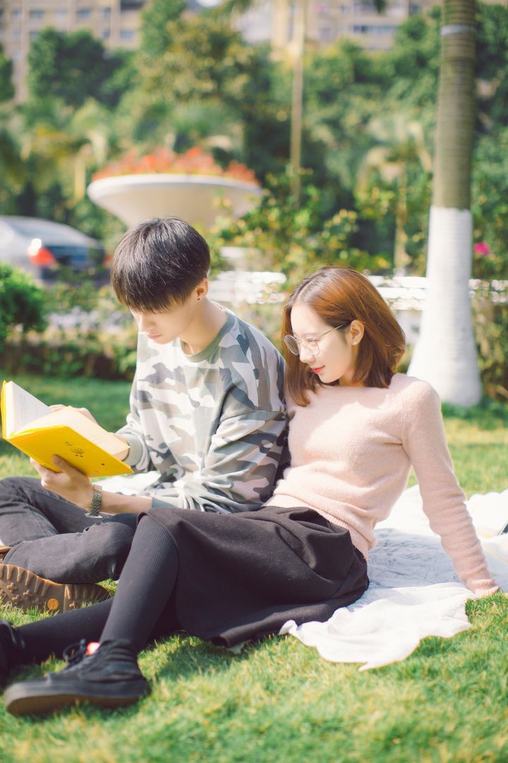 Những cặp đôi nàng nấm lùn - chàng chót vót dễ thương khiến netizen Trung Quốc không hết lời khen ngợi - Ảnh 11. Những cặp đôi nàng nấm lùn - chàng chót vót dễ thương khiến netizen Trung Quốc không hết lời khen ngợi - Ảnh 11.