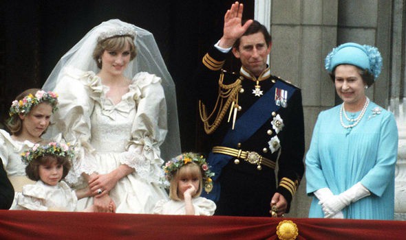 Đám cưới Hoàng gia tưởng chừng hoàn hảo tuyệt đối vẫn xảy ra không ít sự cố “dở khóc dở cười” đi vào lịch sử - Ảnh 2.