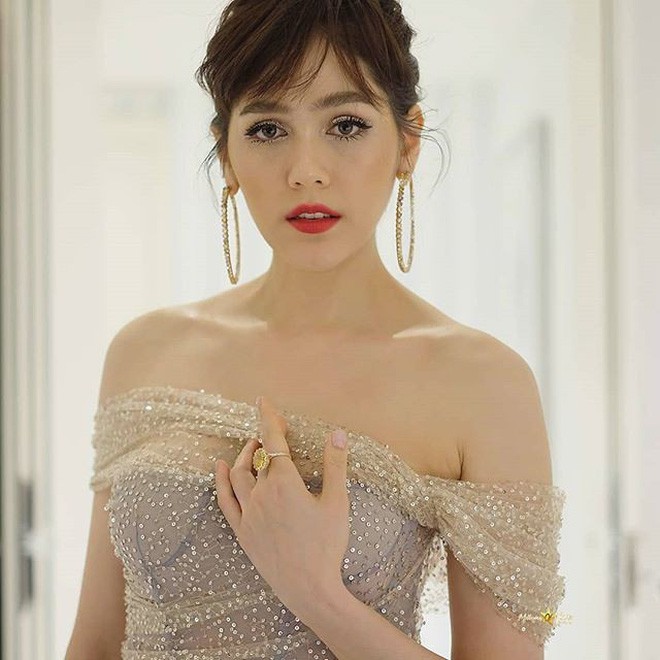 Hai bà mẹ bỉm sữa hot nhất xứ Trung - Thái: Angela Baby và Chompoo Araya đụng nhau một thiết kế đầm xuyên thấu - Ảnh 5.