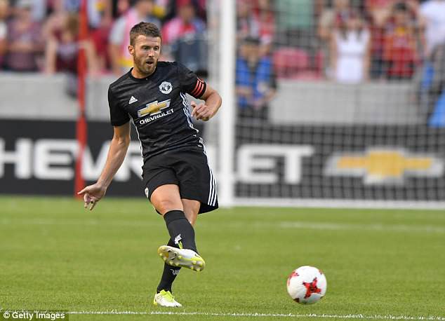 Michael Carrick tiết lộ cách dùng người “cực dị” của Sir Alex - Ảnh 3.